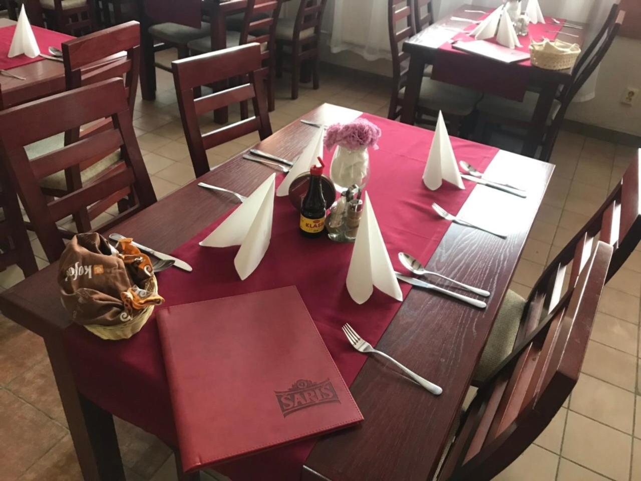 U Ferka Hotel Lemesany Екстериор снимка